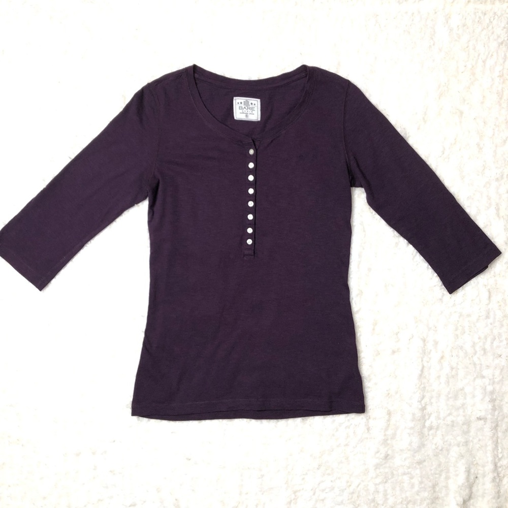 Quarter Sleeve front buttoned cotton top. Size - S